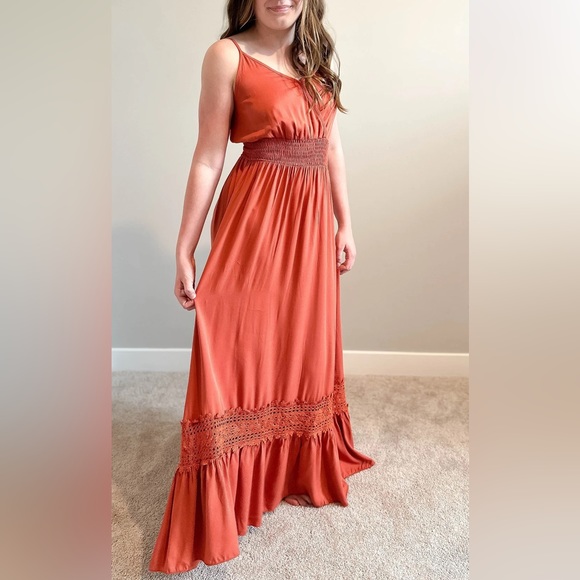 Eli Maxi Dress - Picture 2 of 3